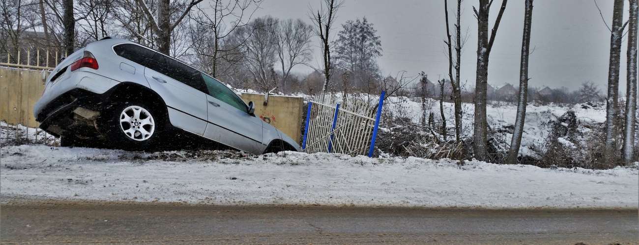 ubezpieczenie a odszkodowanie